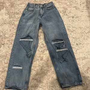 prettylittlething baggy jeans barely worn like new condition